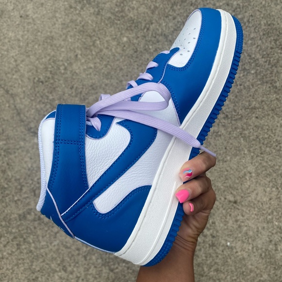 Nike Air Force Mid Shoes - Picture 1 of 3